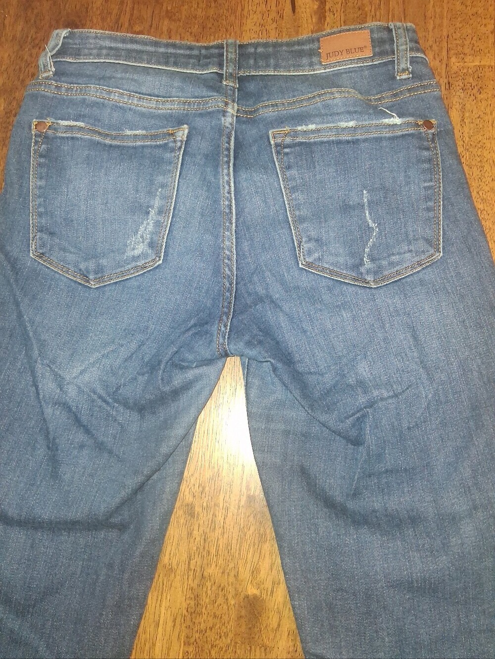 Judy Blur Relaxed Fit Straight Leg Medium Wash Jeans 5/27 - Picture 7 of 7